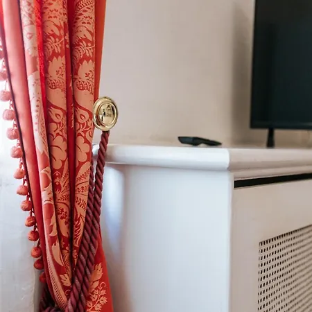 Double Bed Av Da Republic Ii Gasthuis Lissabon